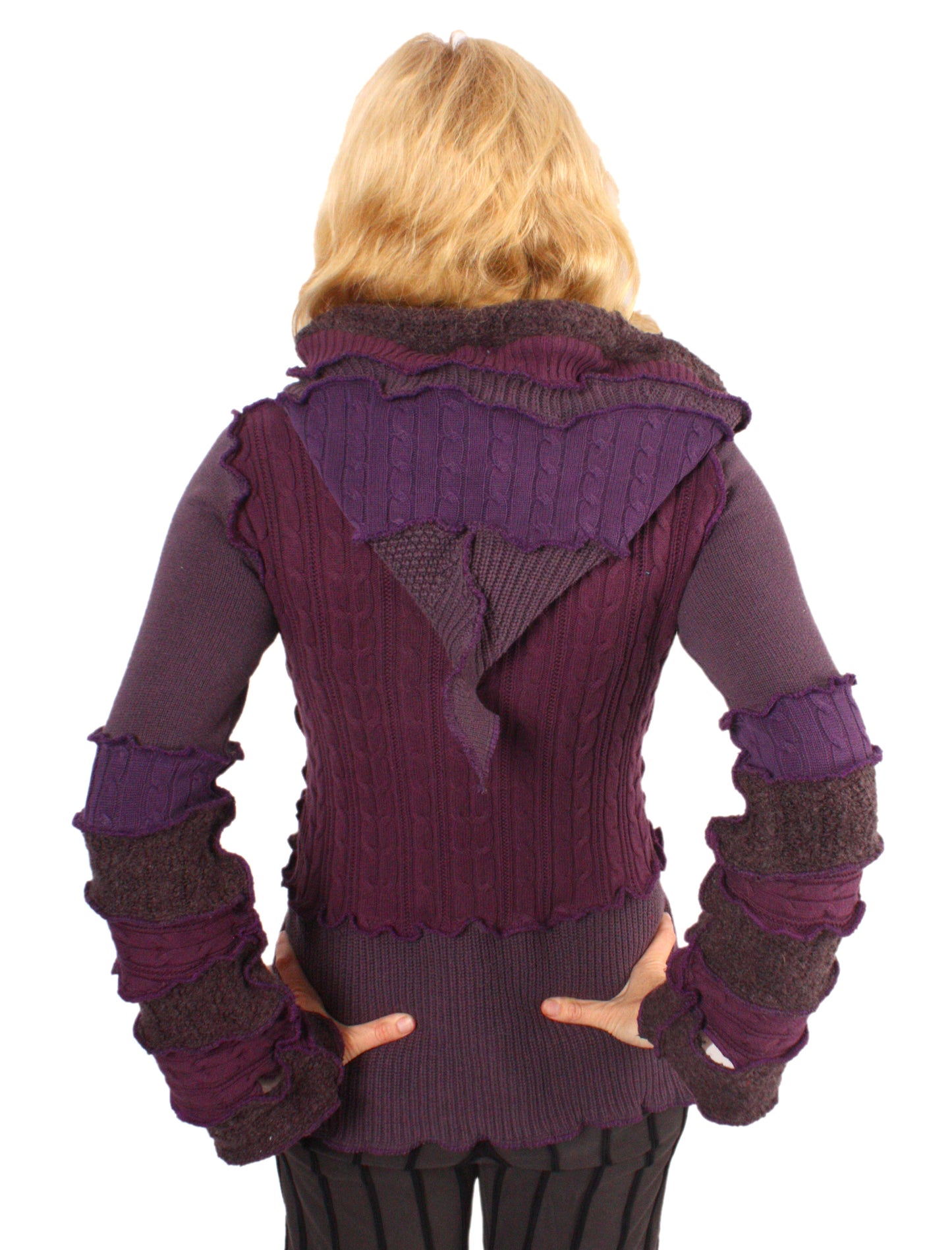 Hubcap Annie - WOOL-FREE - LARGE