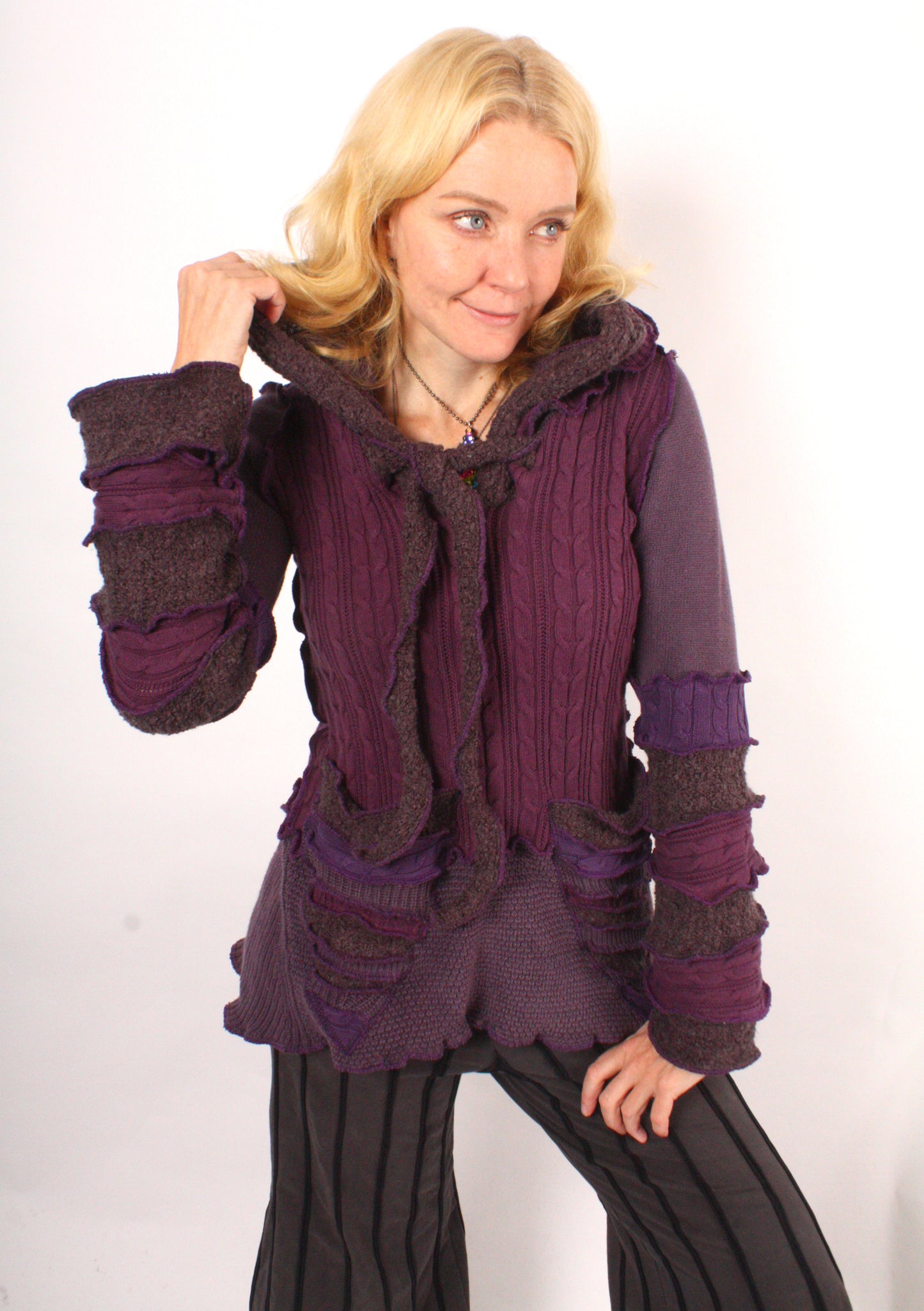 Hubcap Annie - WOOL-FREE - LARGE