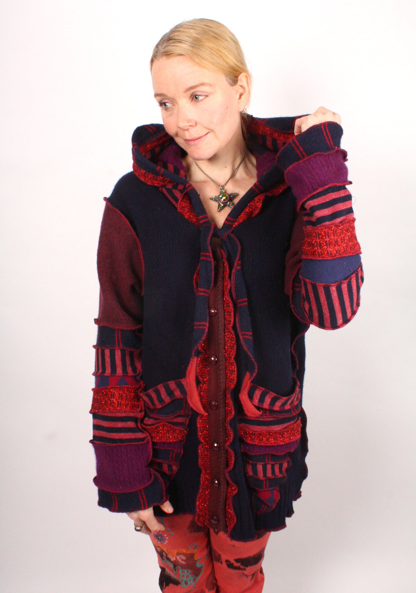 Chewin' The Apple Of Your Eye - XXL