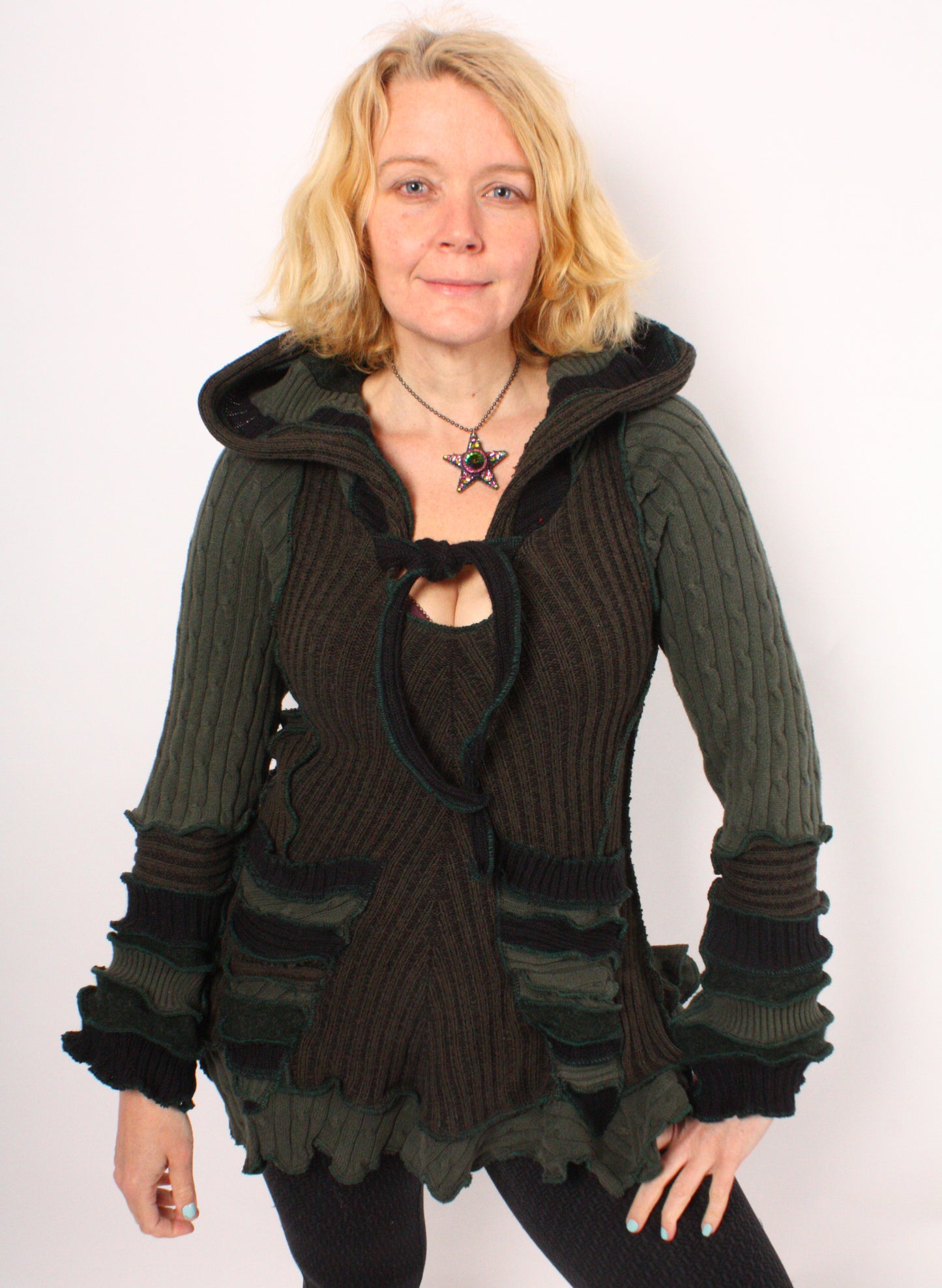 Under The Ivy - MEDIUM LARGE